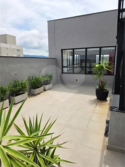 46 m², 2 dormitórios, suíte e lazer completo no rooftop, próximo ao metrô