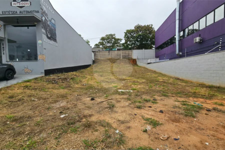 Terreno Comercial a Venda