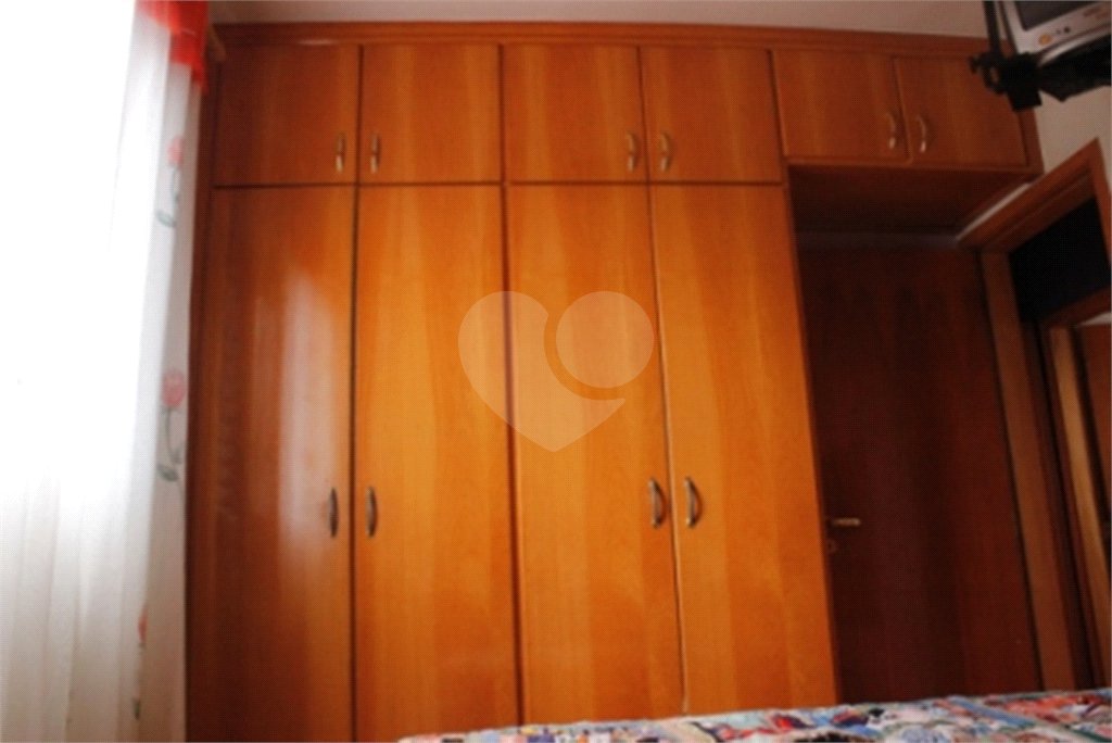 Apartamento 03 Dorm 02 Banheiros 01 Vaga na Saúde para Venda.
