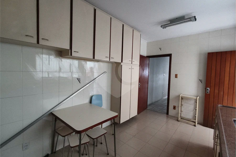 Sobrado à venda com 3 quartos, sendo 1 suíte,  em Vila Guilherme, São Paulo, SP