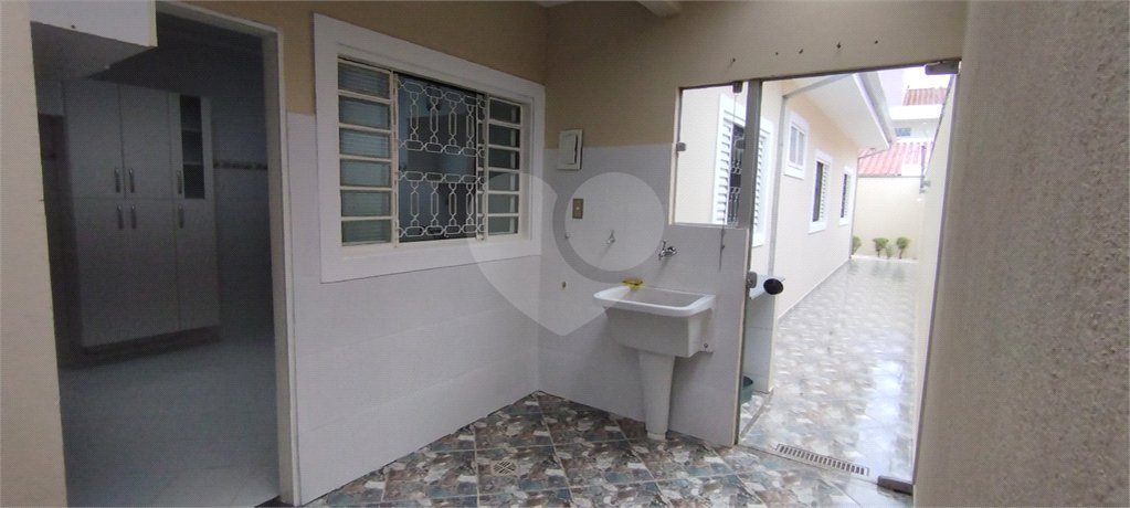 Casa térrea para venda no Planalto paraíso
