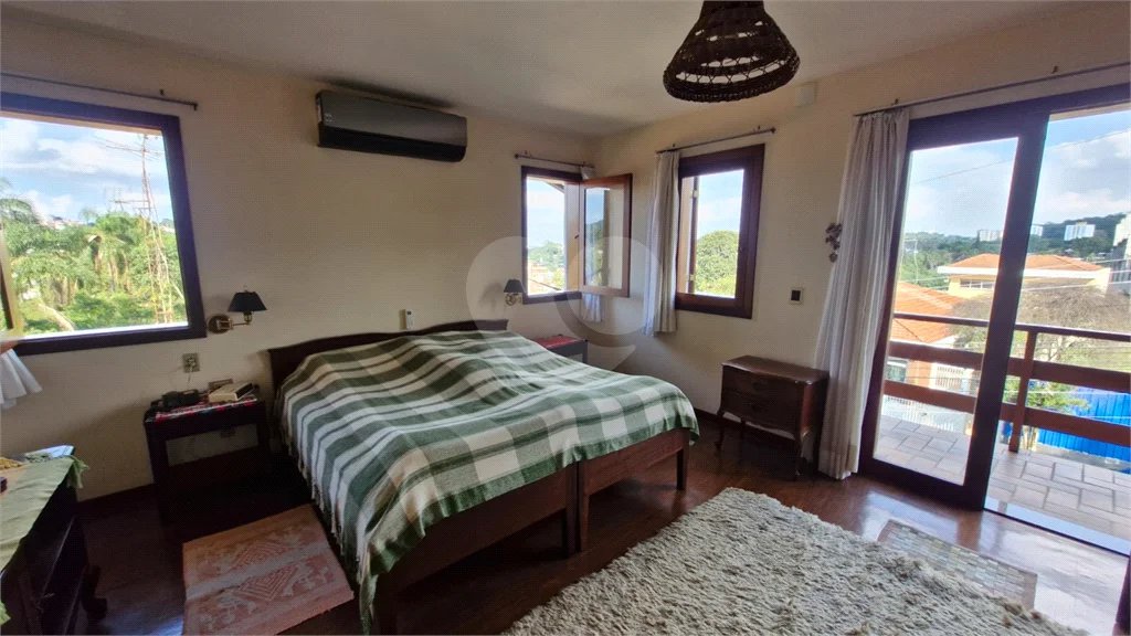 Sobrado a venda | 4 Dormitorios ( 2 suites) | 5 vagas na Vila Albertina