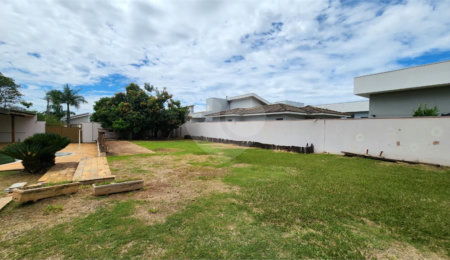 Terreno à venda no condomínio Residencial Eldorado, São Carlos - SP