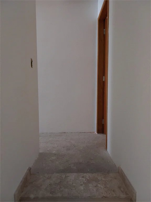 Sobrado à venda novo 2 suítes, 2 vagas 120m² na Vila Sônia
