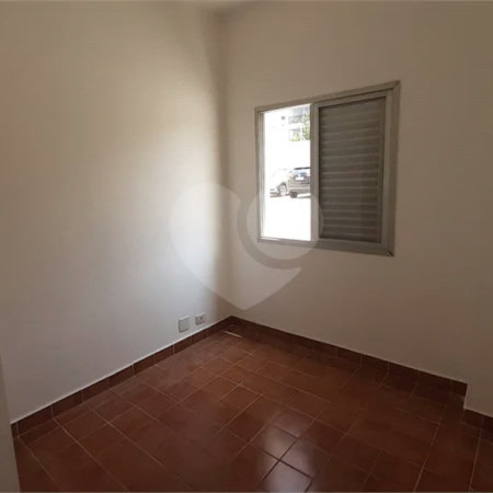 Apartamento de 1 quarto, no térreo, com garagem, para locação no Cambuci