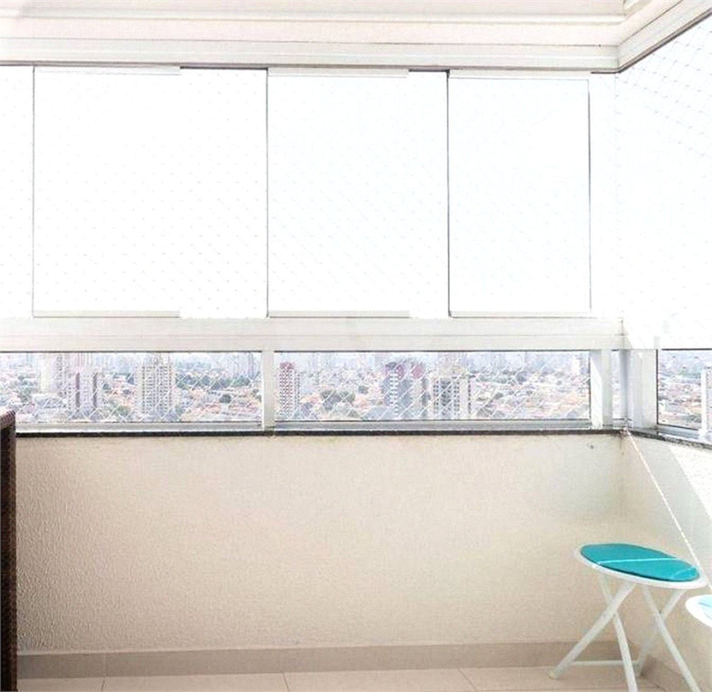 Apartamento Condominio Clube em Pinheiros com 90 m² Útil com 3 dormitórios sendo 1 suíte com 1 Vagas