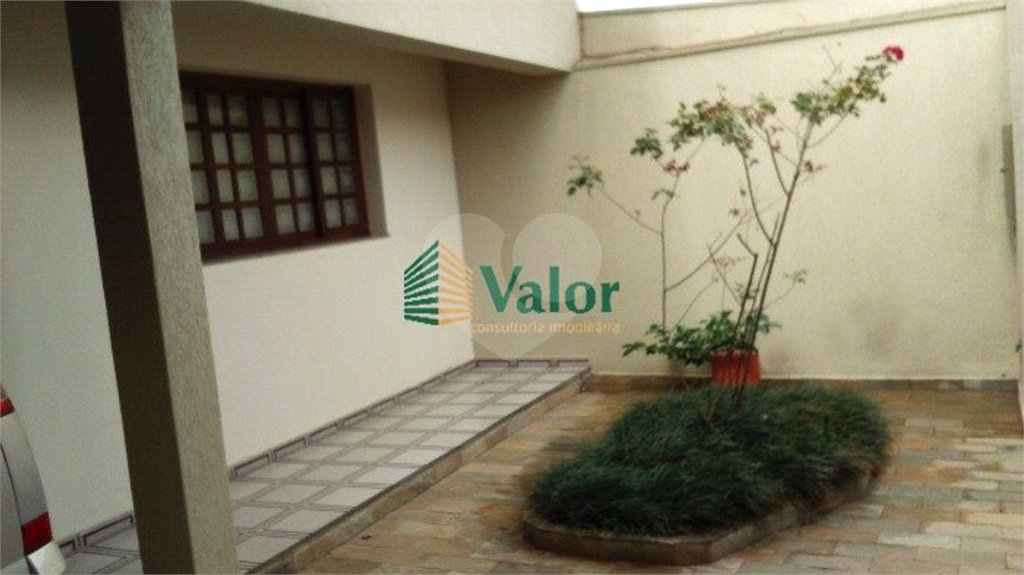 Casa Residencial Vila Monteiro (Gleba I) á venda.