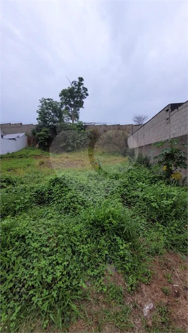 Terreno / Lote a Venda no Residencial Parque dos Pinheiros em Vinhedo/SP