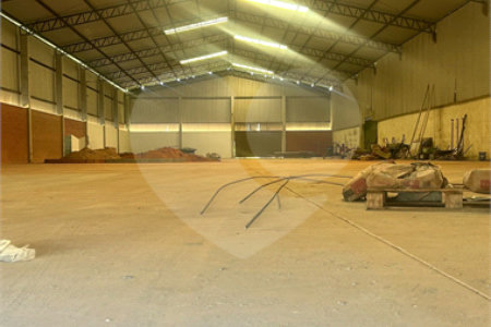 GALPÃO INDUSTRIAL PARA LOCAÇÃO | RODOVIA PRESIDENTE DUTRA - Canas/SP • Km 47 • Alto do Cruzeiro / Zona Rural