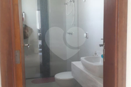 Sobrado à Venda no Condomínio Picollo Villagio com mobilha