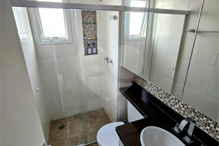 Apartamento à venda na Mooca com 73 m² com 3 dormitórios e 2 vagas. Aceita e estuda Permuta.