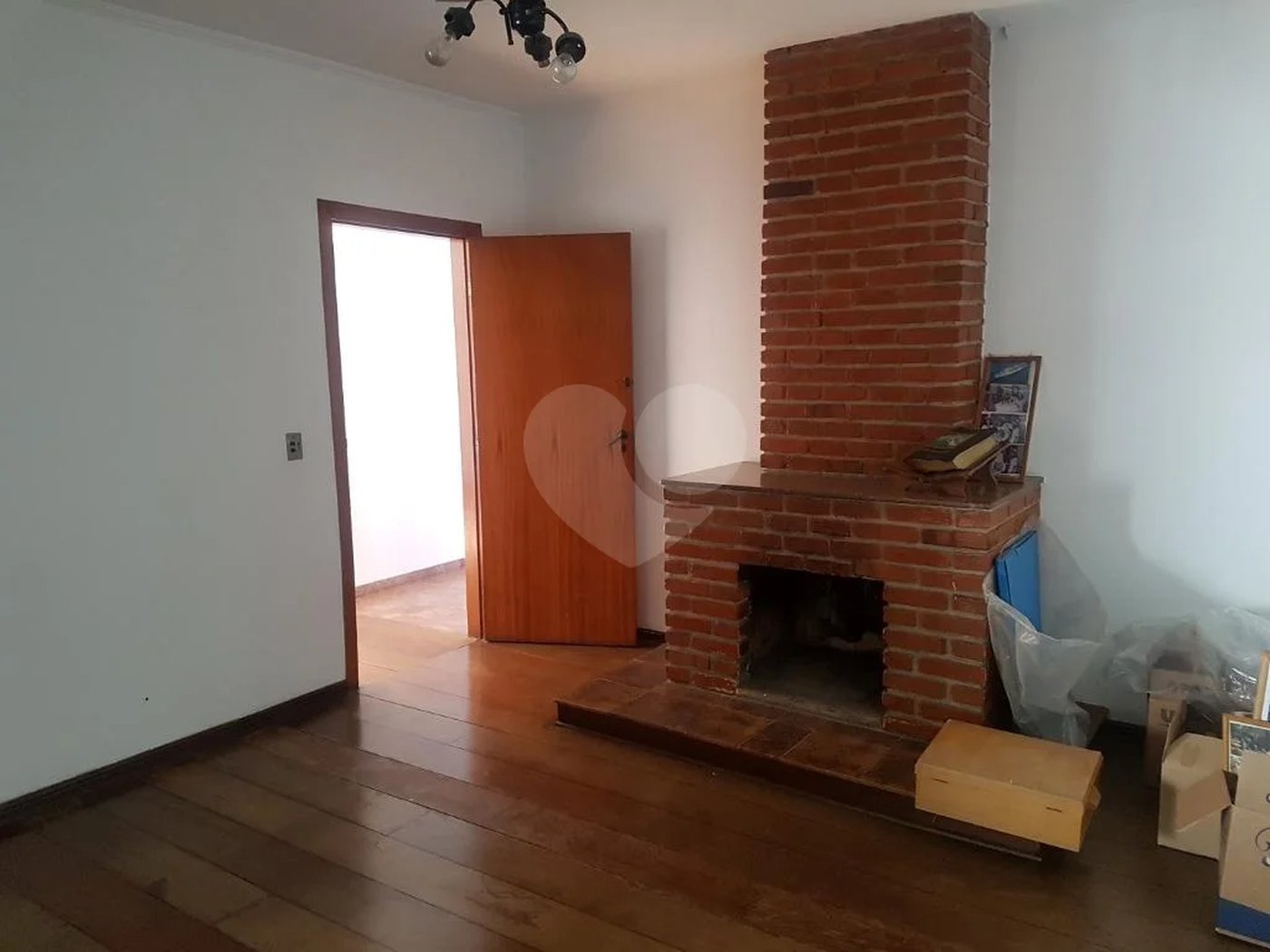 CASA TÉRREA PARA VENDA OU LOCAÇÃO COM 3 DORMITÓRIOS NO BOLSÃO DE INTERLAGOS