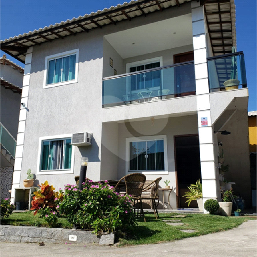 Casa em Residencial Exclusivo com Casa Térreas e Sobrado na Rasa, Búzios!
