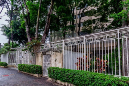 Apartamento na Região do Ipiranga à 8 Minutos do Metrô com 2 Dormitórios .