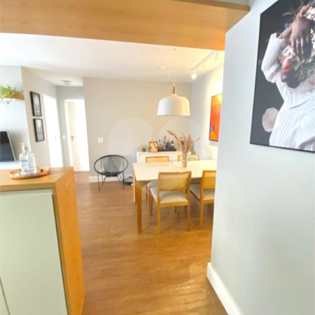 Apartamento à venda Vila Gumercindo - 2 dormitórios, 1 suíte, 1 vaga