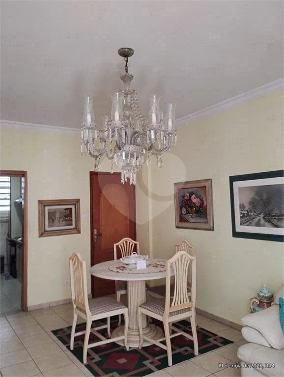 Apartamento em Higienópolis com 2 dormitórios