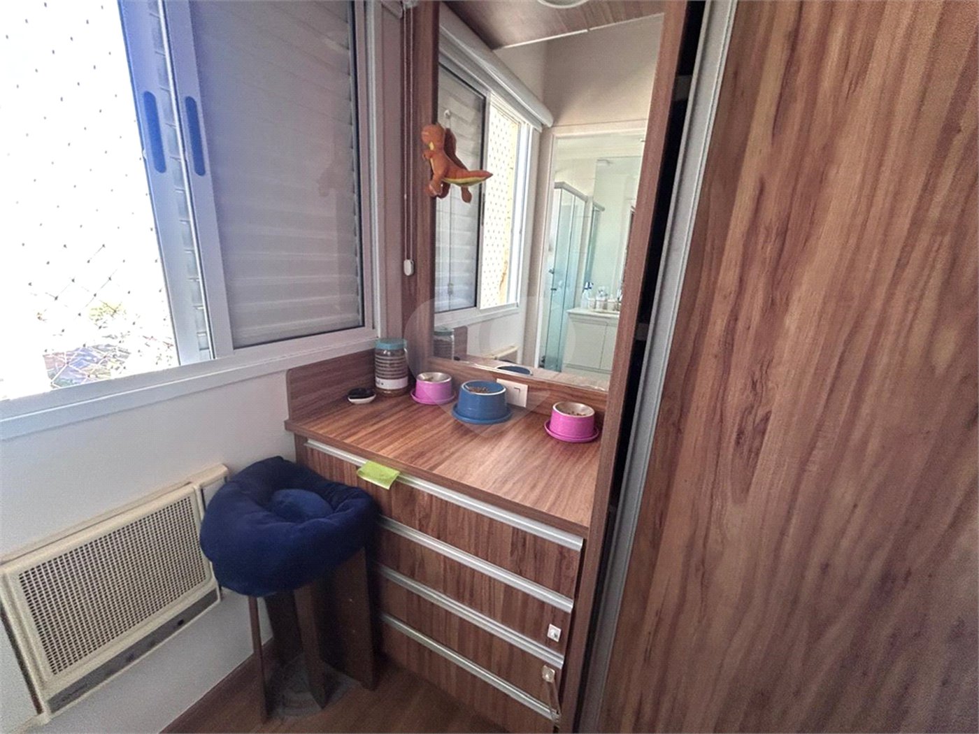 Apartamento a venda.