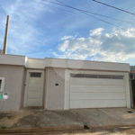 Excelente casa toda reformada e com otimo acabamento com churrasqueira e piscina