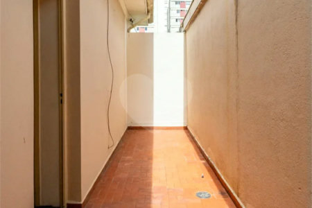 Casa com 150m², 4 quartos, 3 vagas, disponível para locação na Vila Clementino