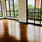 Apartamento no Bosque da Saúde com 4 dormitórios.
