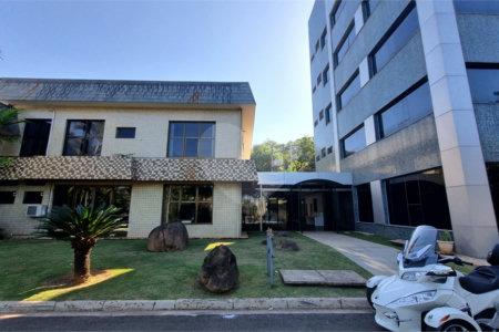 Prédio Corporativo com Galpão Industrial em Vinhedo