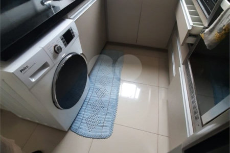 Apartamento no Condomínio Residencial Monte Logan
