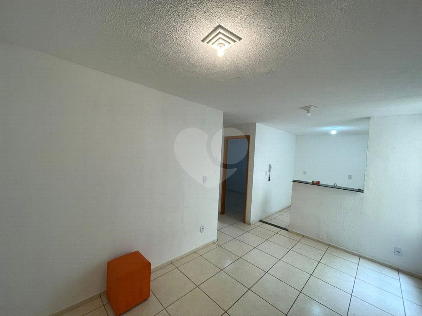 Apartamento no Condomínio Monte Everest.