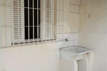 PREDIO COM 2 CASAS NO SACOMÃ