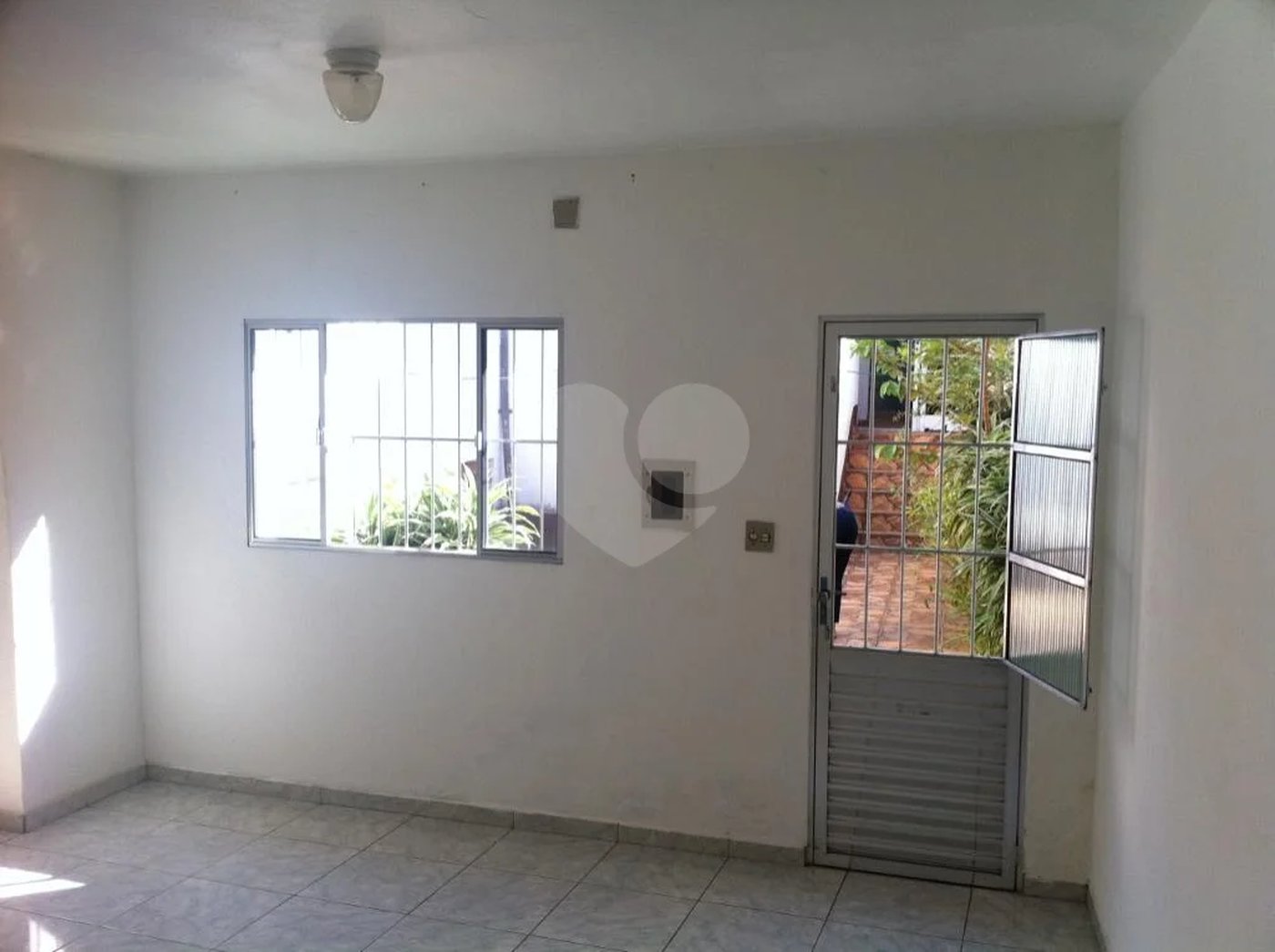 Casa com 3 quartos, 8 vagas, churrasqueira - Vila Nova Cachoeirinha - São Paulo/SP
