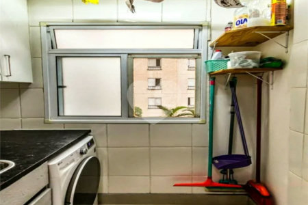 Apartamento á venda na Luz