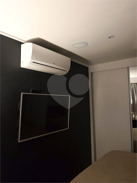 Apartamento porteira fechada com vista para a Ponte Estaiada no Campo Belo