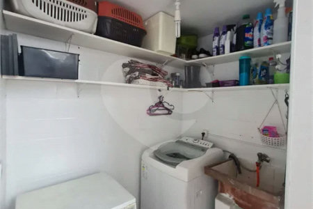 Casa com 183m², 3 dormitórios, 2 vagas, à venda em Santo André