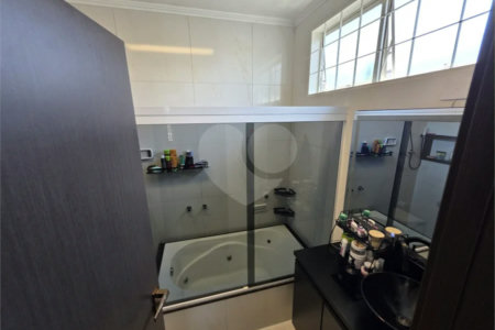 Casa térrea 3 dormitórios com piscina e área Gourmet à venda São Carlos
