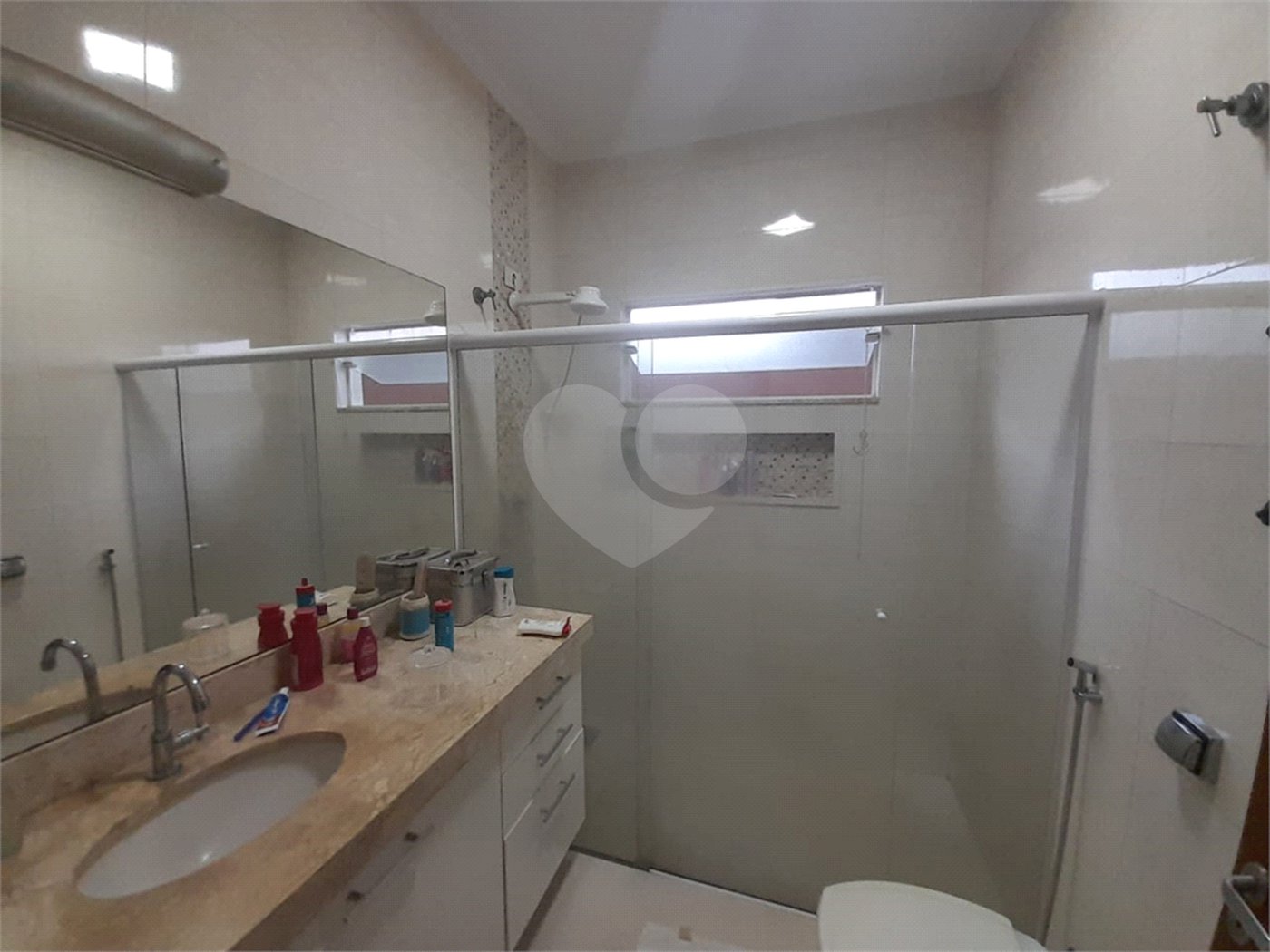 Casa Térrea à Venda no Condomínio Quebec – São Carlos/SP