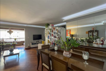 Excelente apartamento no Brooklin Novo, totalmente reformado, moderno e pronto para morar!