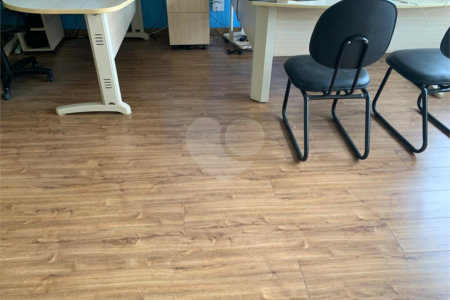 Sala comercial á venda