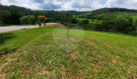 Terreno à venda no condomínio Santa Isabel I, Louveira - SP