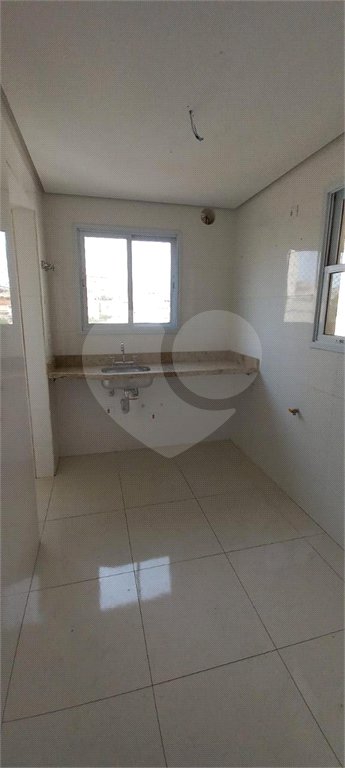Apartamento com sacada - metrô Tucuruvi - NOVO