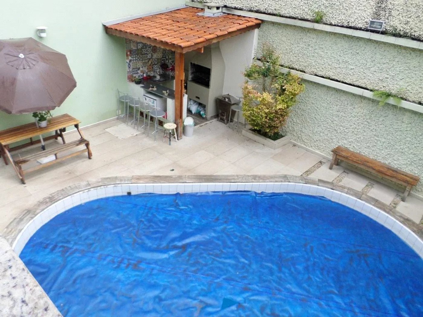 Casa à venda com 4 quartos, sendo 2 suítes, em Jardim Leonor, São Paulo, SP