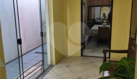 Casa à venda com 3 quartos, sendo 1 suíte,  em Loteamento Habitacional São Carlos 1, São Carlos, SP