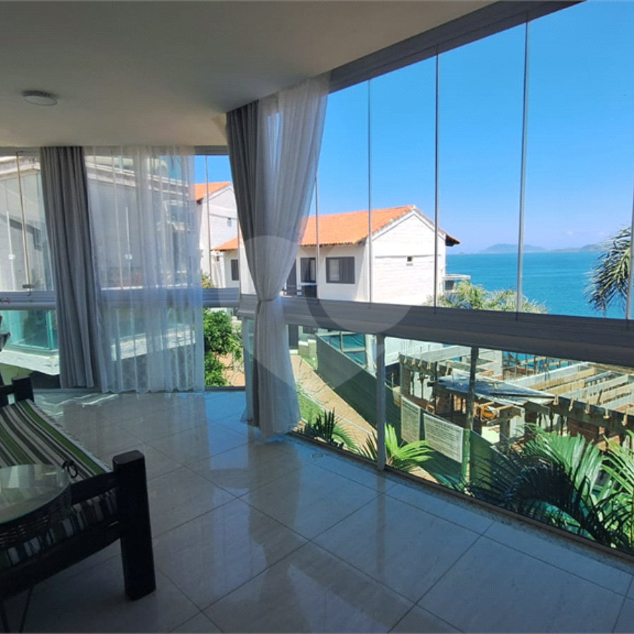 Flat à Venda na Praia das Caravelas – Búzios | Conforto, Tranquilidade e Natureza