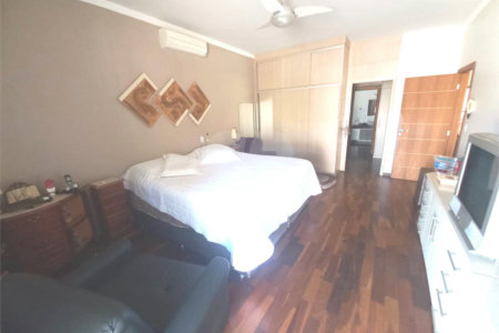 Casa à venda em Condomínio fechado em São Carlos Parque Faber 1