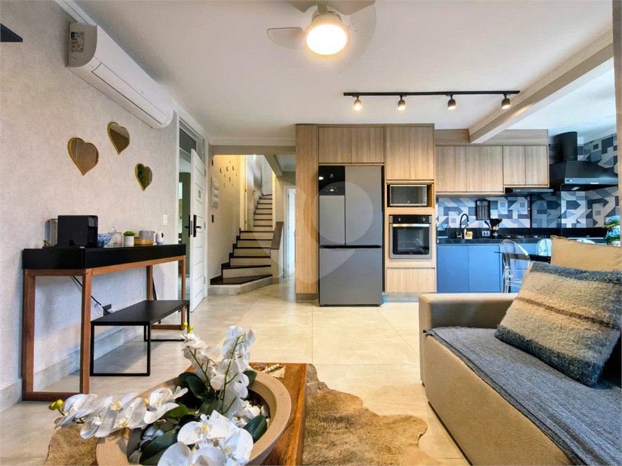 Villagio à venda com 2 quartos, sendo 1 suíte,  em Riviera de São Lourenço, Bertioga, SP