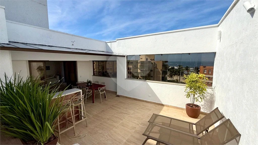 Apartamento à venda com 3 quartos, sendo 2 suítes, em Riviera de São Lourenço, Bertioga, SP