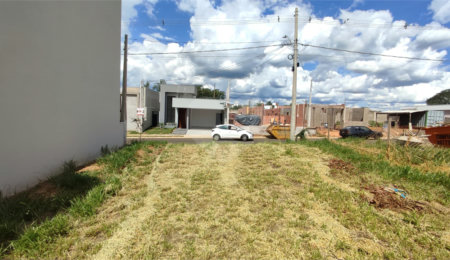 Terreno à venda no condomínio Residencial Villeneuve, São Carlos - SP