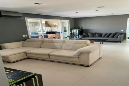 Apartamento à venda Mooca, 149m², andar alto, 3 suítes, 2 vagas, varanda gourmet, porteira fechada