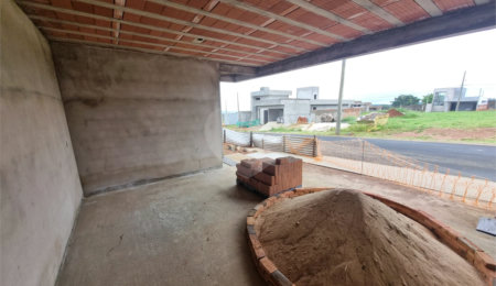 Casa à venda com 2 quartos, sendo 1 suíte,  no condomínio Residencial Villeneuve, São Carlos - SP