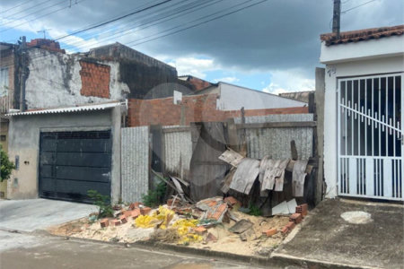 Terreno com 138,00 m² .