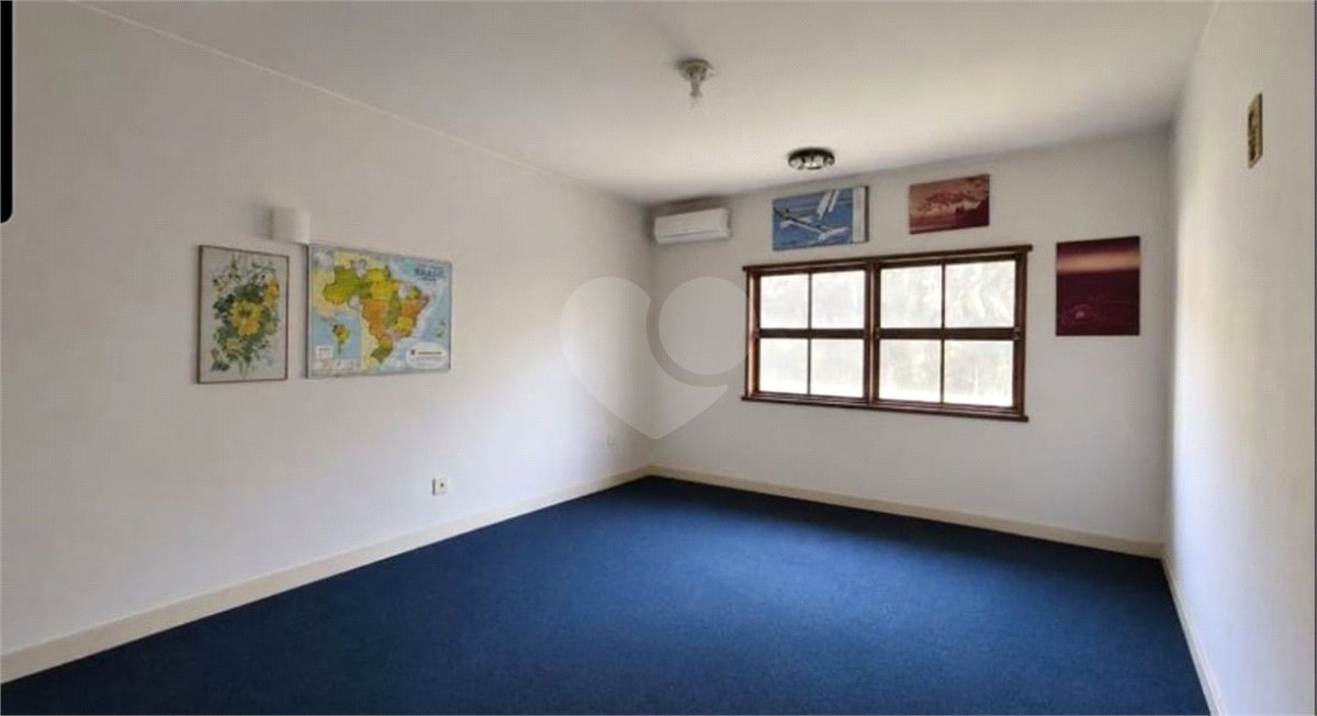 Casa à venda com 4 suítes no condomínio Chácara Cordeiro, São Paulo - SP