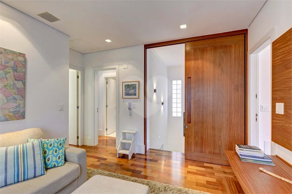 Casa à venda com 3 suítes no condomínio Villa Splendore, São Paulo - SP